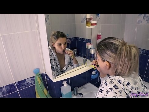 ❤️ Hack ma 'żgħażagħ fil-piġami truf orali cum fil-ħmar - letty iswed ❤️ Video anali lilna ❌️❤